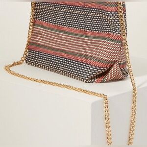 NWT Stella & Dot everything bag straw clutch crossbody gold chain